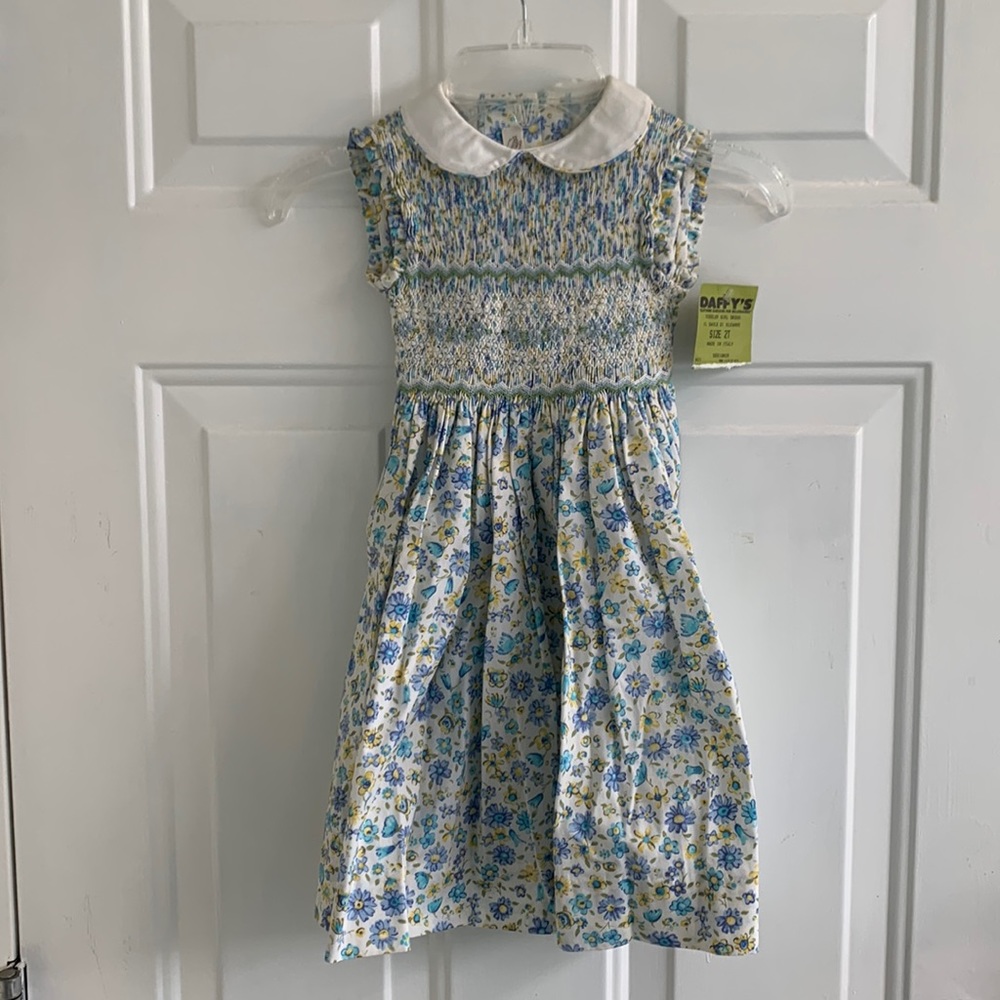 NWT Beautiful Italian designer girls 2t dress with smocking and embroidery NWT